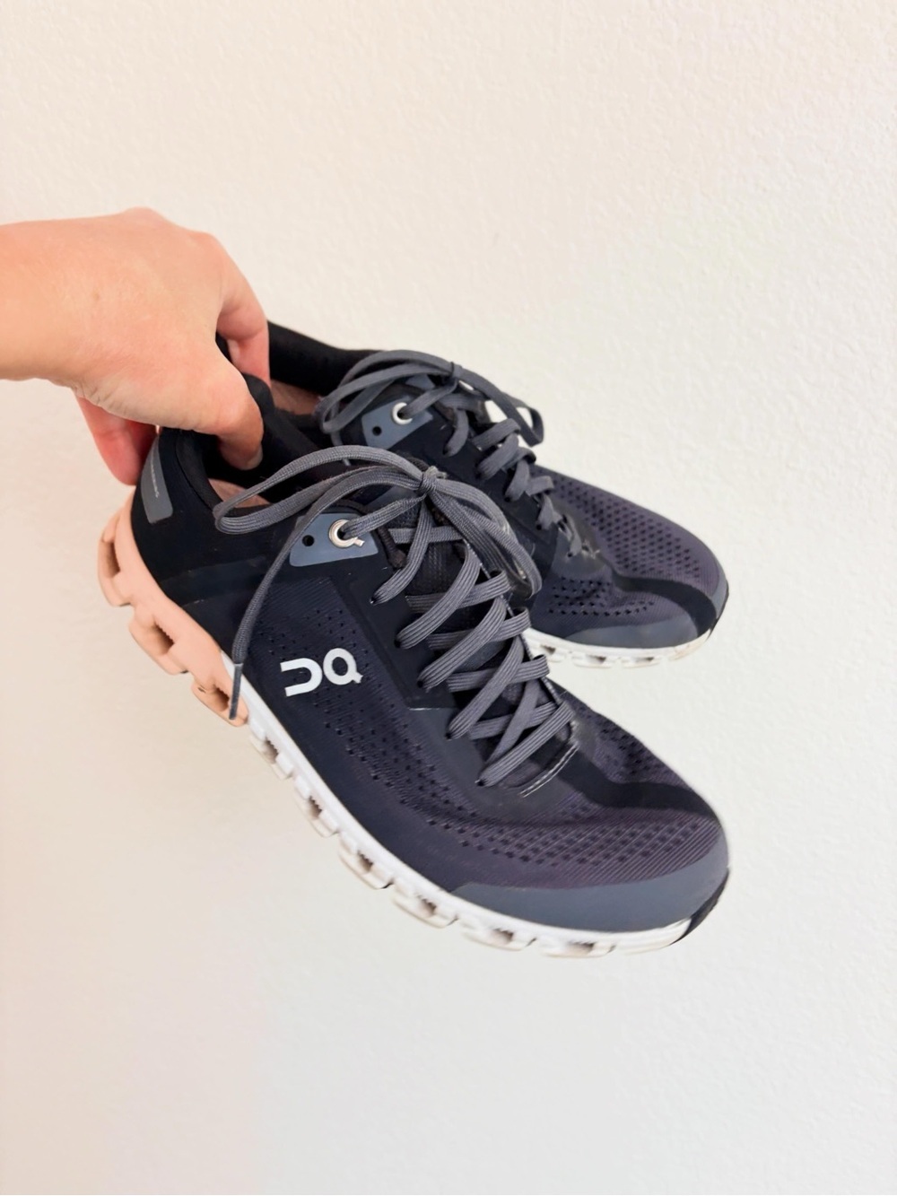On Cloud Cloudflow Running Shoes